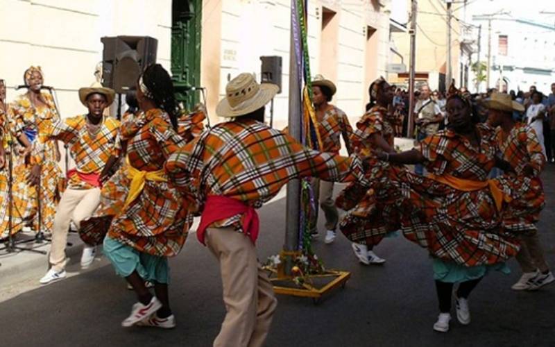 Street Performer Semana de la Cultura Camagüeyana, Cuba