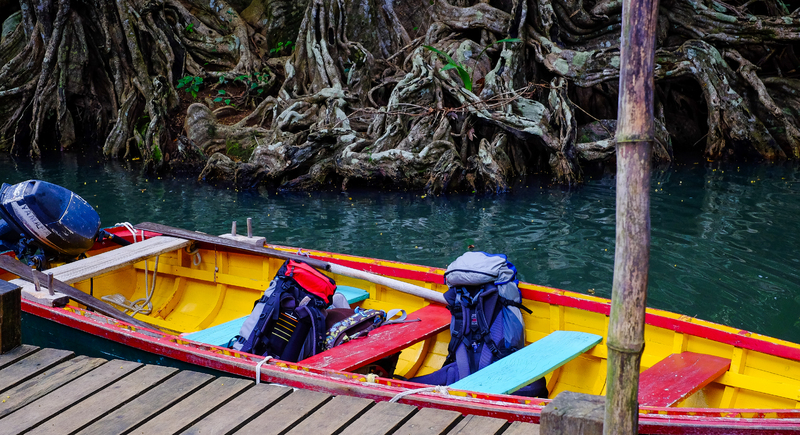 boat-backpack-river-travelling-travel-explore