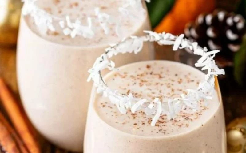 traditional Christmas drink Coquito