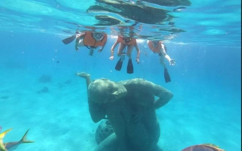 world's largest underwater statue Ocean Atlas