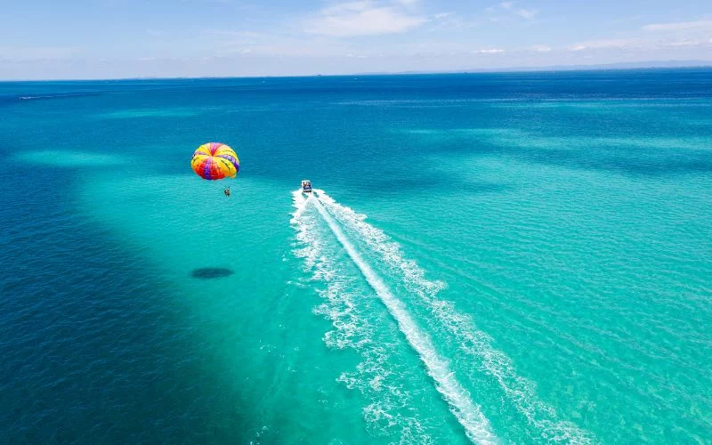 Awesome View of Parasailing